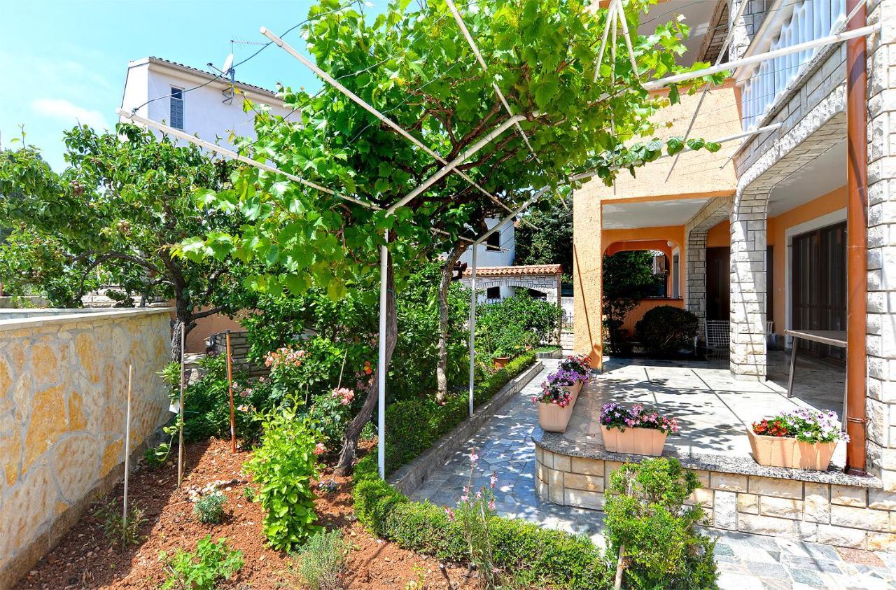 Apartment Mirela 2145 Fazana Luaran gambar