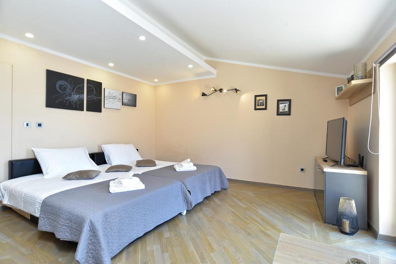 Apartment Mirela 2145 Fazana Luaran gambar