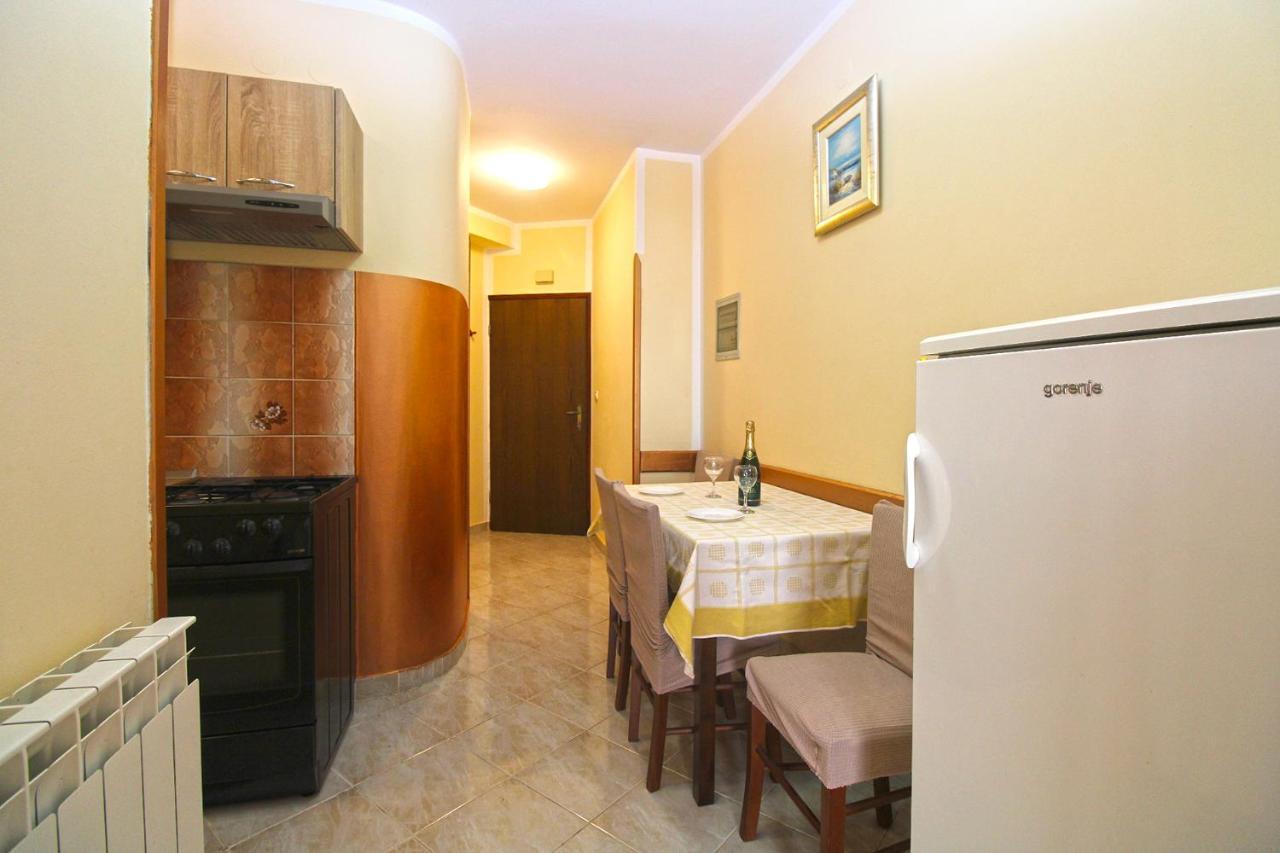 Apartment Mirela 2145 Fazana Luaran gambar
