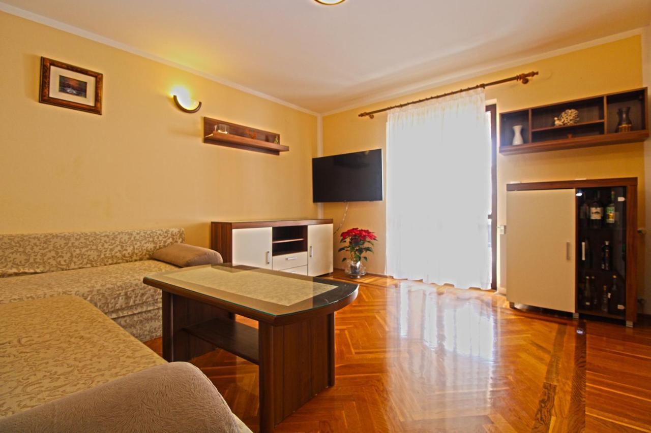 Apartment Mirela 2145 Fazana Luaran gambar